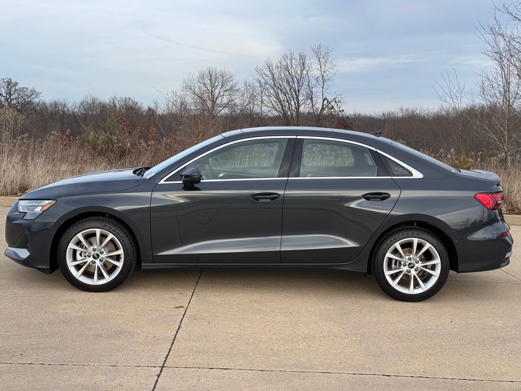 2025 Audi A3 2.0T Premium photo