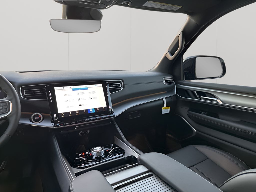 New 2026 White/off-white Jeep Upland image 24