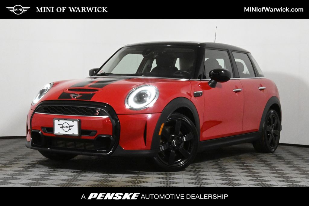 2022 MINI Cooper S -
                Warwick, RI