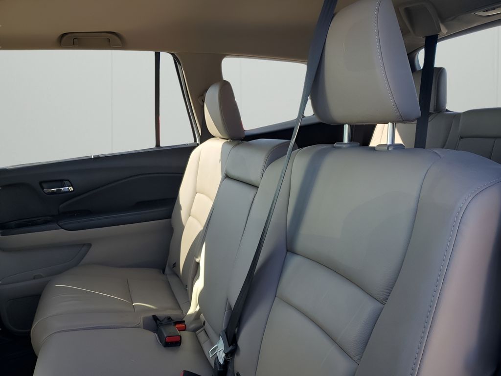 Used Car 2016 Honda Pilot  Ex-l For Sale Under $20,000 In Austin, Texas