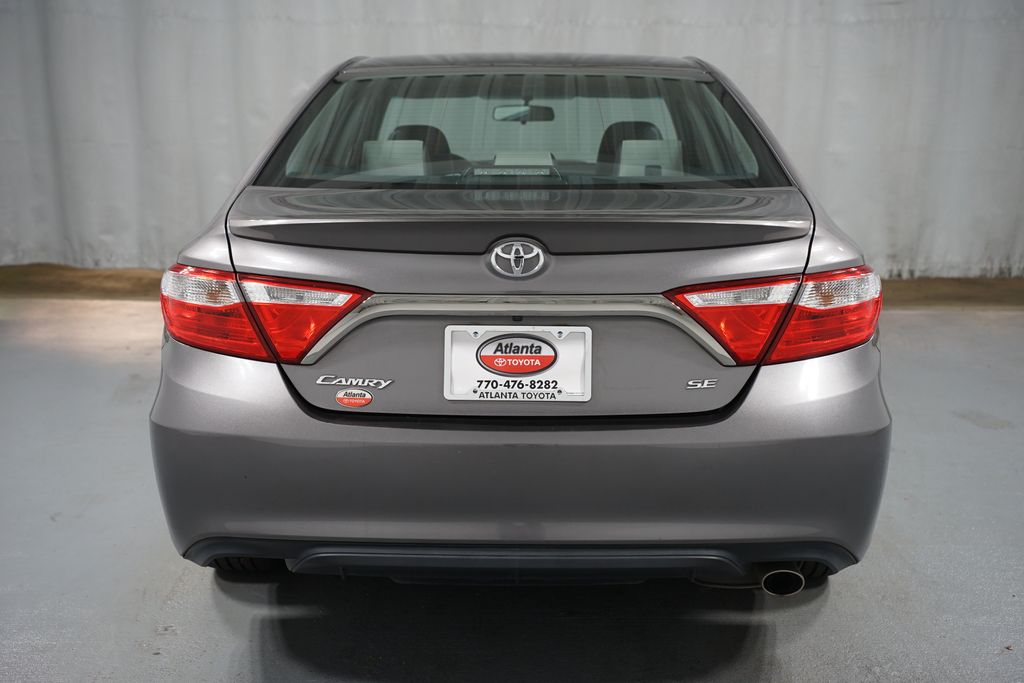 Thumbnail: 2017 Toyota Camry - 7