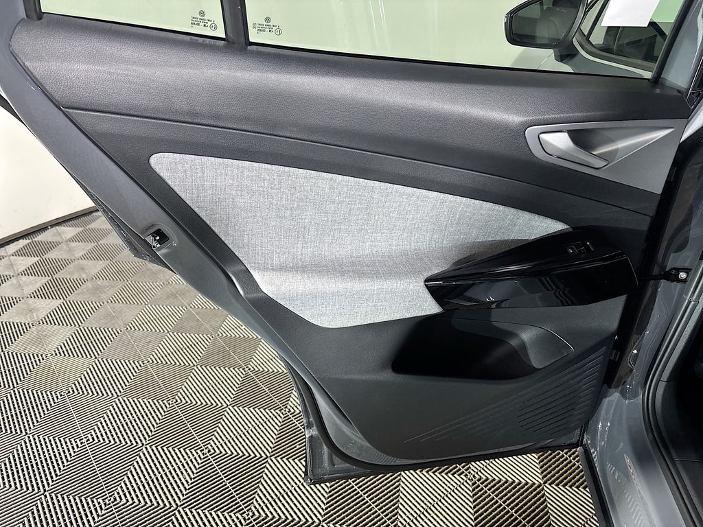 2025 Volkswagen ID.4 Pro