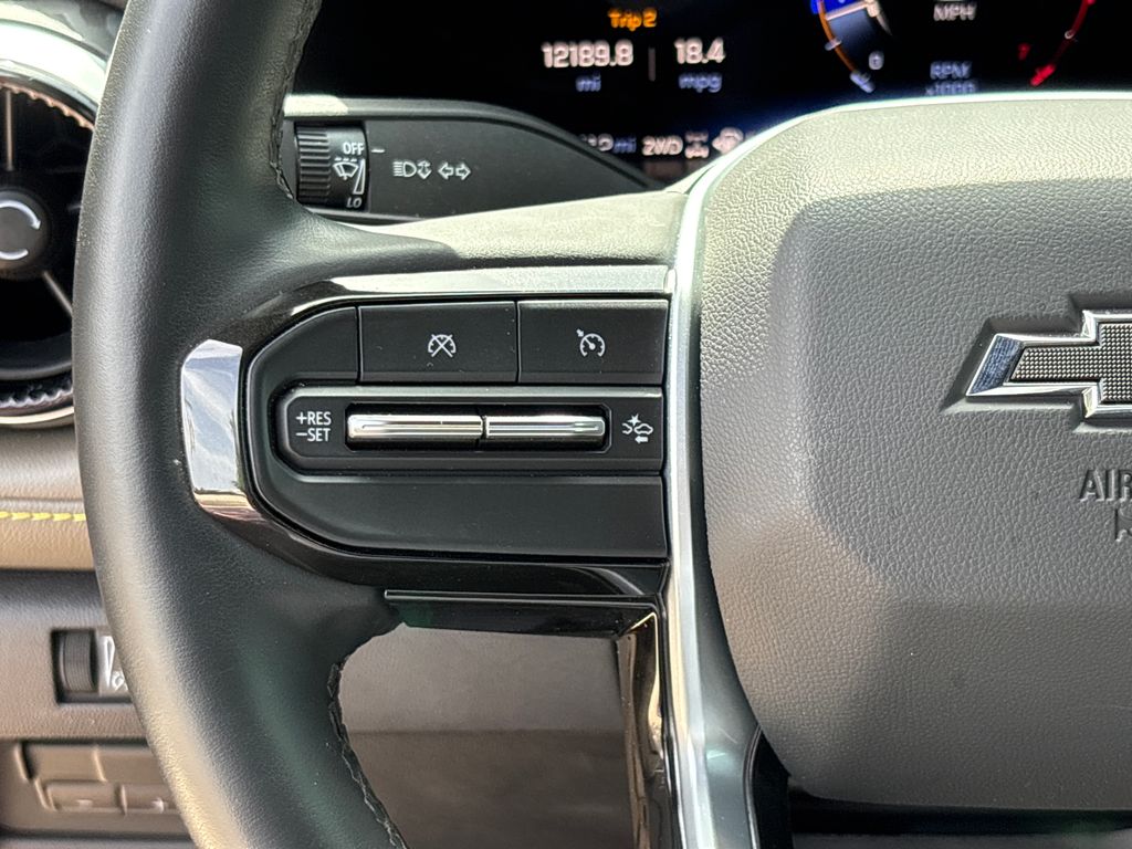 Used 2024 Red Chevrolet ZR2 image 18