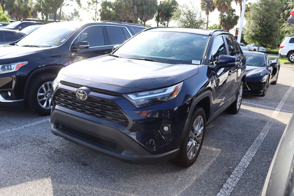 Thumbnail: 2022 Toyota RAV4 - 1