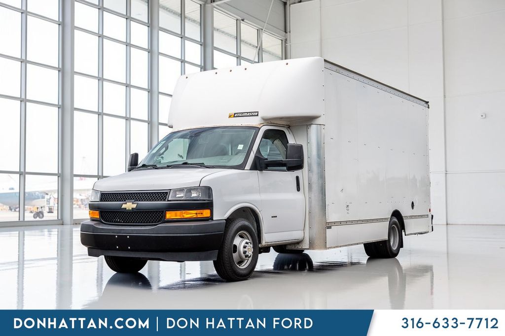 2021 Chevrolet Express Chassis 3500 177 Cutaway RWD