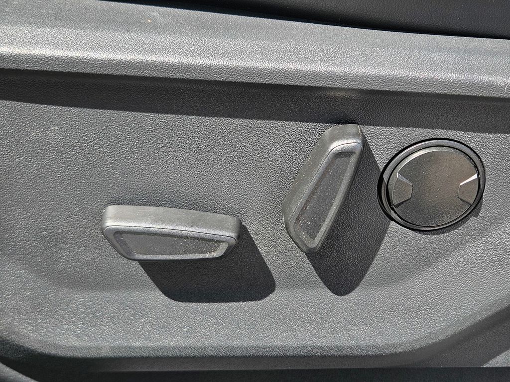 Used Car 2025 Ford Expedition  Platinum For Sale Under $80,000 In San Marcos, Texas