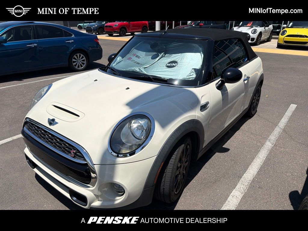 2017 MINI Cooper Base -
                  Tempe, AZ