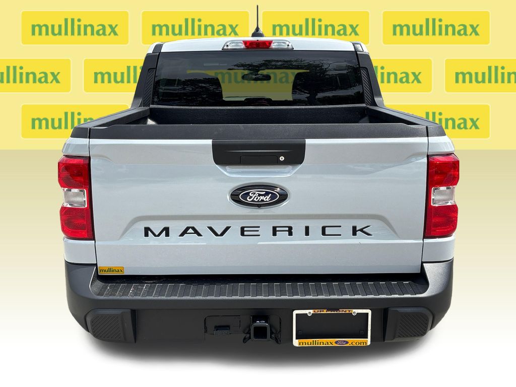 Certified Used 2025 White Ford XLT image 9