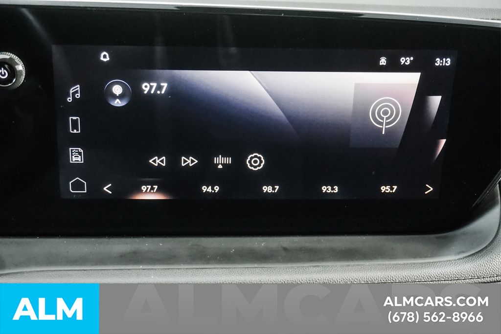Used 2025 White Buick Preferred image 38