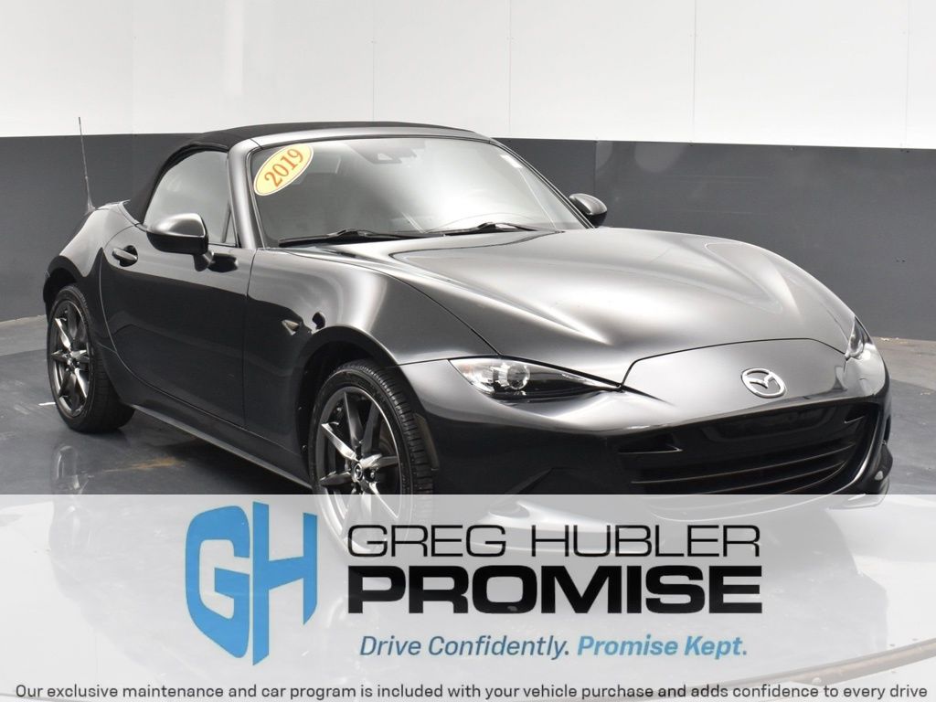 Jet Black Mica 2019 Mazda MX-5 Miata Convertible Rear-Wheel Drive 6-Speed Automatic