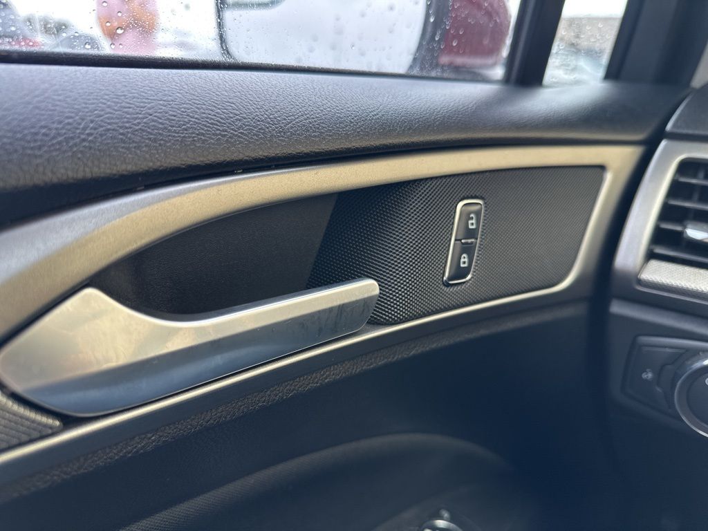 Thumbnail: 2018 Ford Fusion - 18