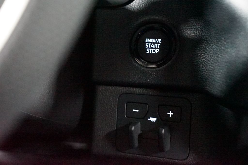 Thumbnail: 2026 Toyota Tundra - 24