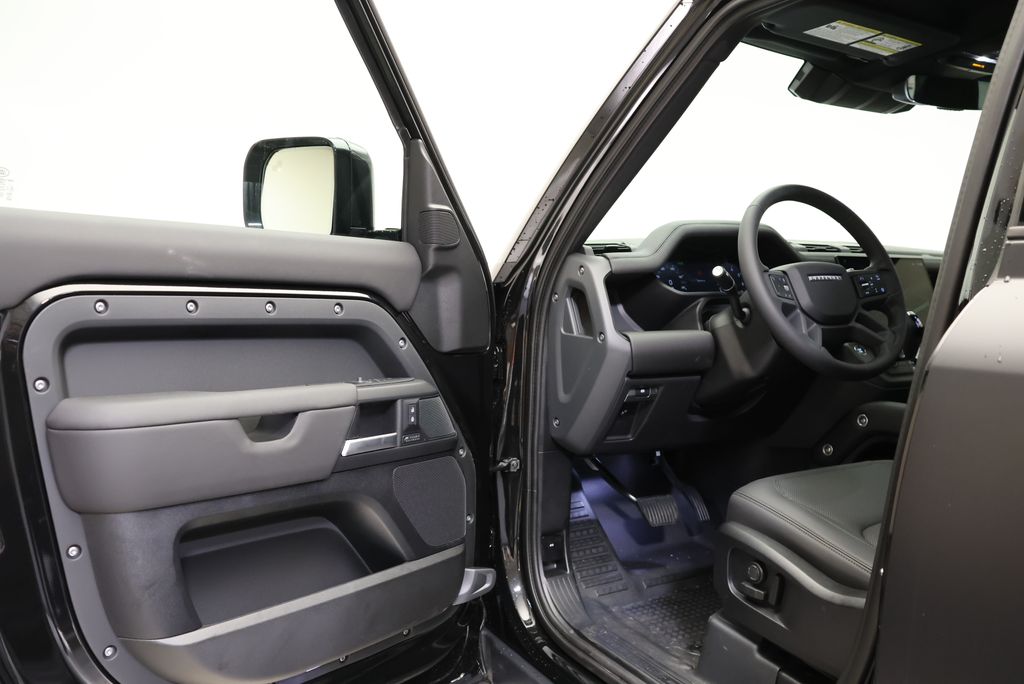 Thumbnail: 2026 Land Rover Defender - 29