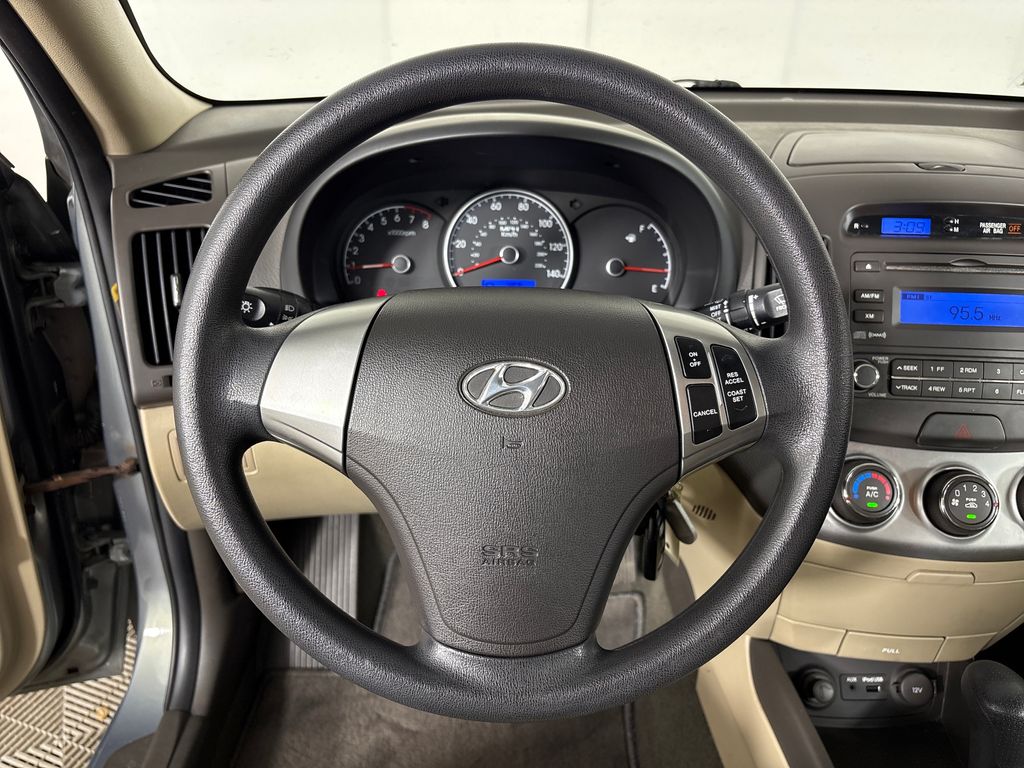 Used 2010 Beige Hyundai GLS image 17