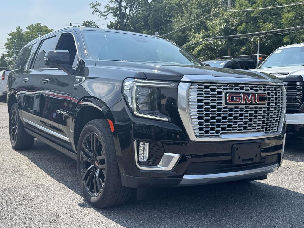 Onyx Black 2023 GMC Yukon XL SUV / Crossover Four-Wheel Drive