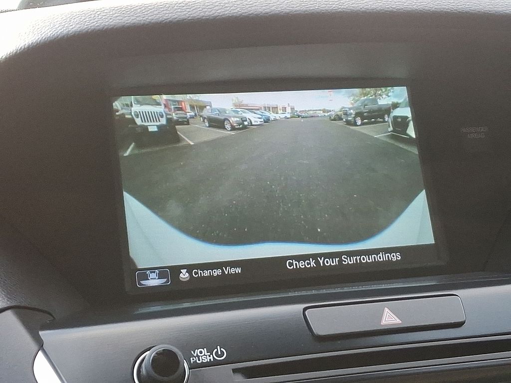 Thumbnail: 2018 Acura MDX - 19