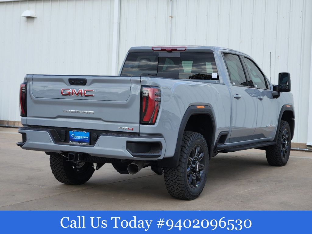 2025 GMC Sierra 2500HD AT4 4