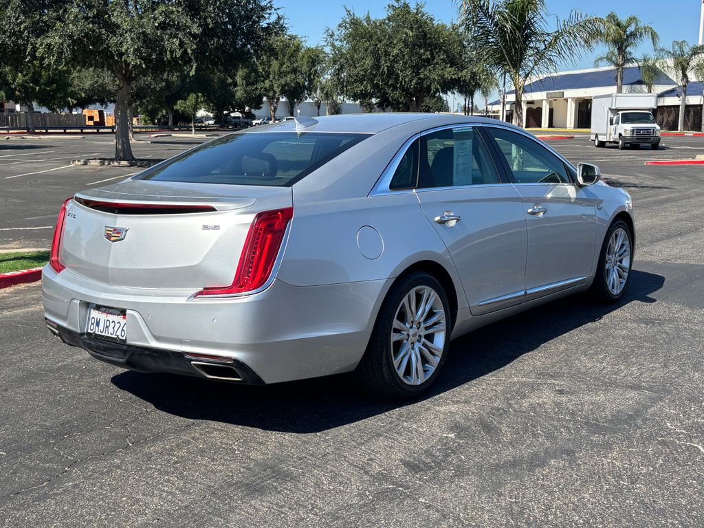 Thumbnail: 2018 Cadillac XTS - 5