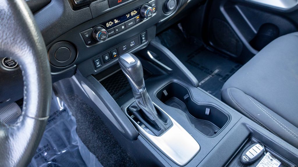 Used 2023 Nissan Frontier SV 4D Crew Cab