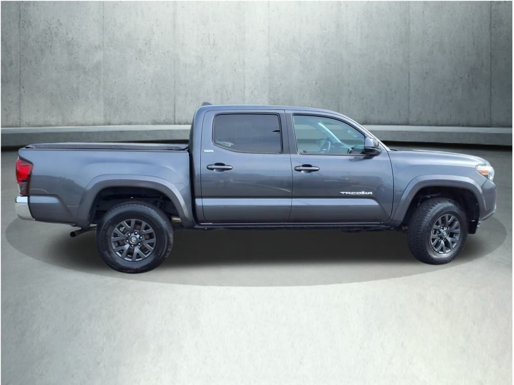 2022 Toyota Tacoma SR5 V6 photo 22