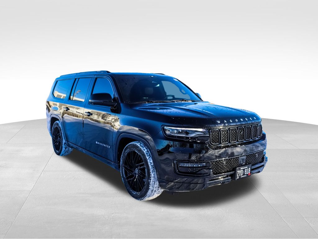 Thumbnail: 2023 Jeep Wagoneer - 7