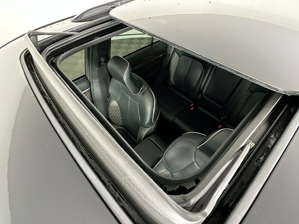 Thumbnail: 2024 Jeep Grand Cherokee - 22