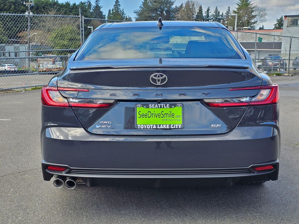 View vehicle photo 6