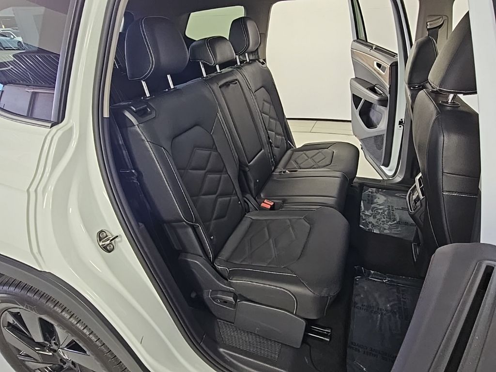 Thumbnail: 2025 Volkswagen Atlas - 20