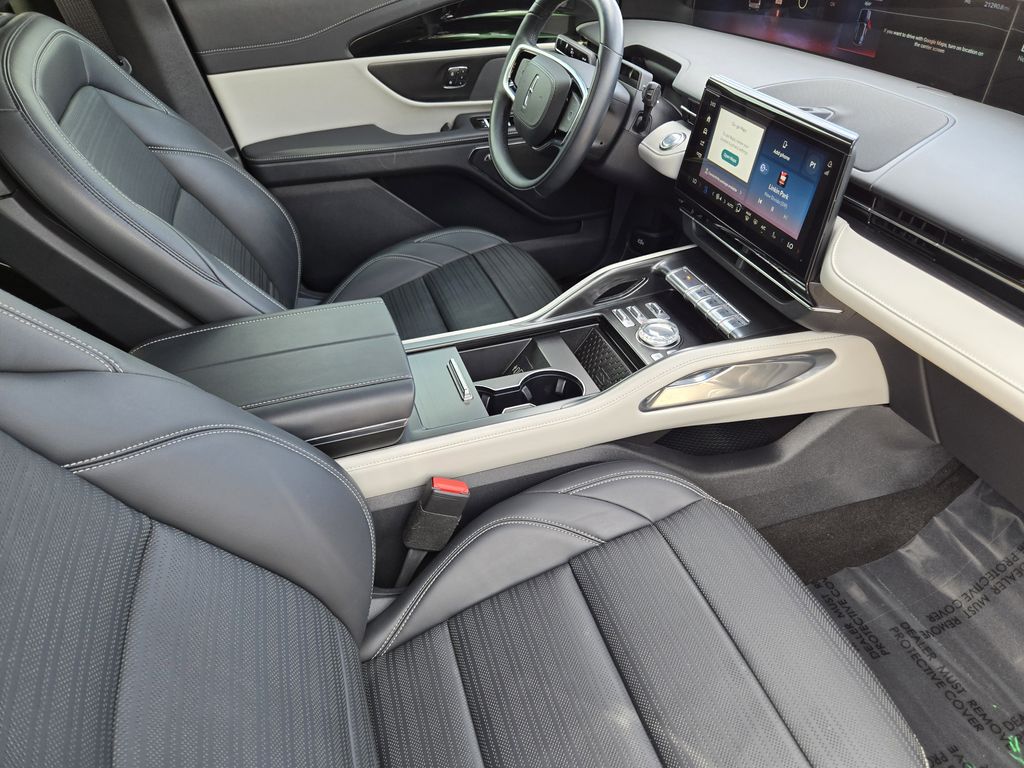 used 2024 Lincoln Nautilus car, priced at $47,494