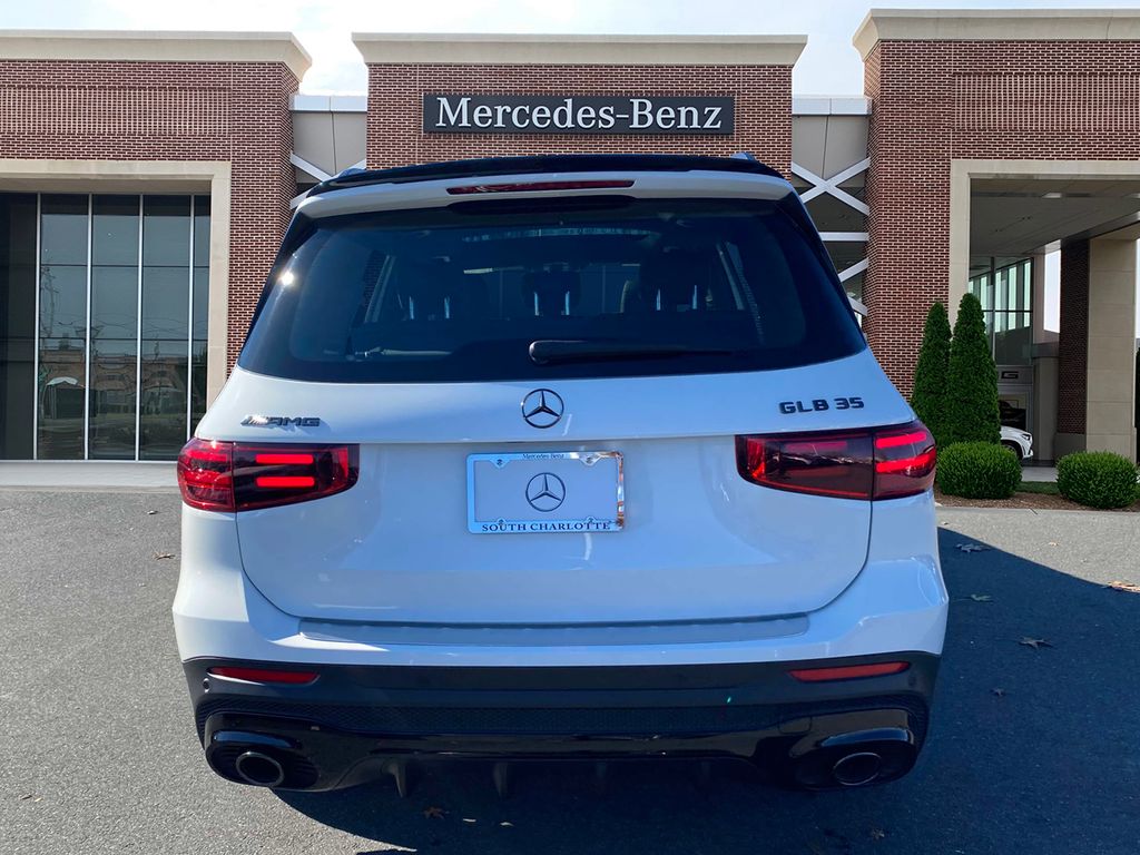 2025 Mercedes-Benz GLB 35 AMG 6