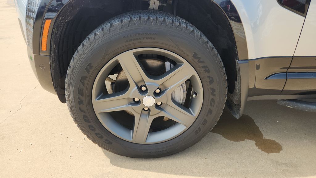 2023 Land Rover Defender 110