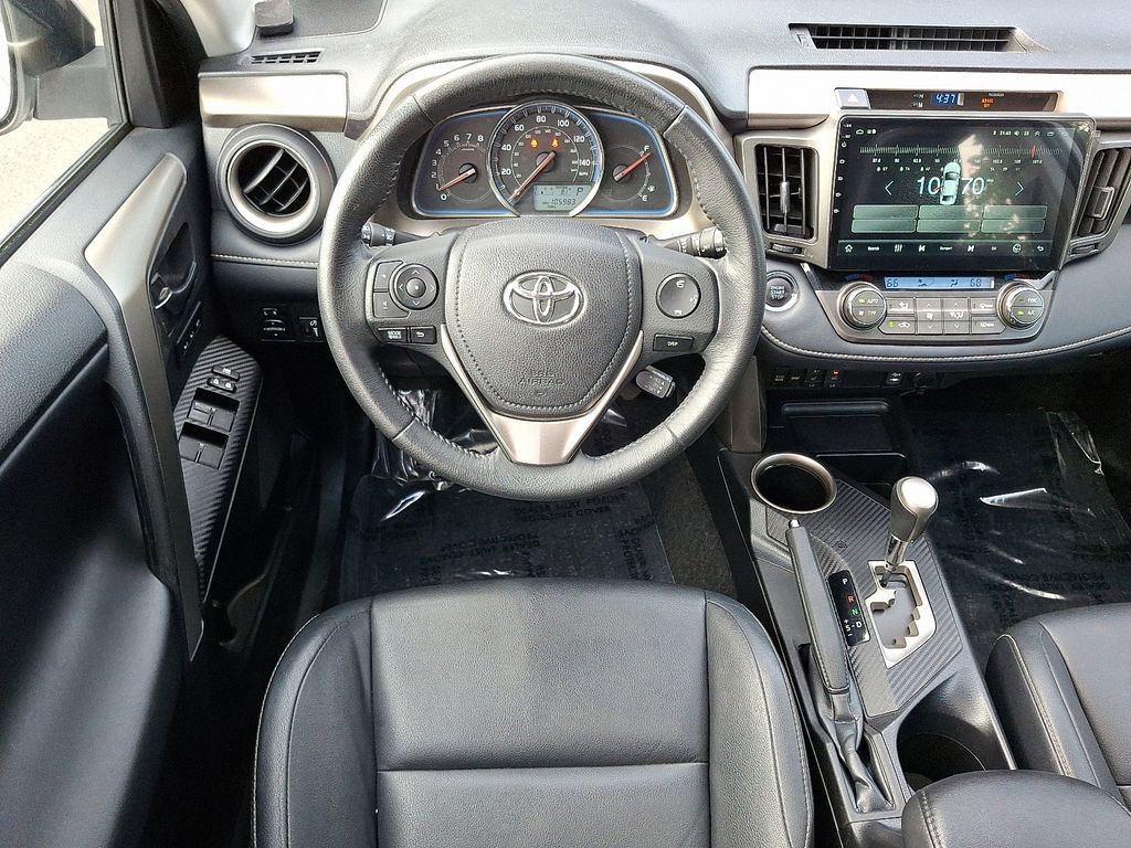Thumbnail: 2014 Toyota RAV4 - 11