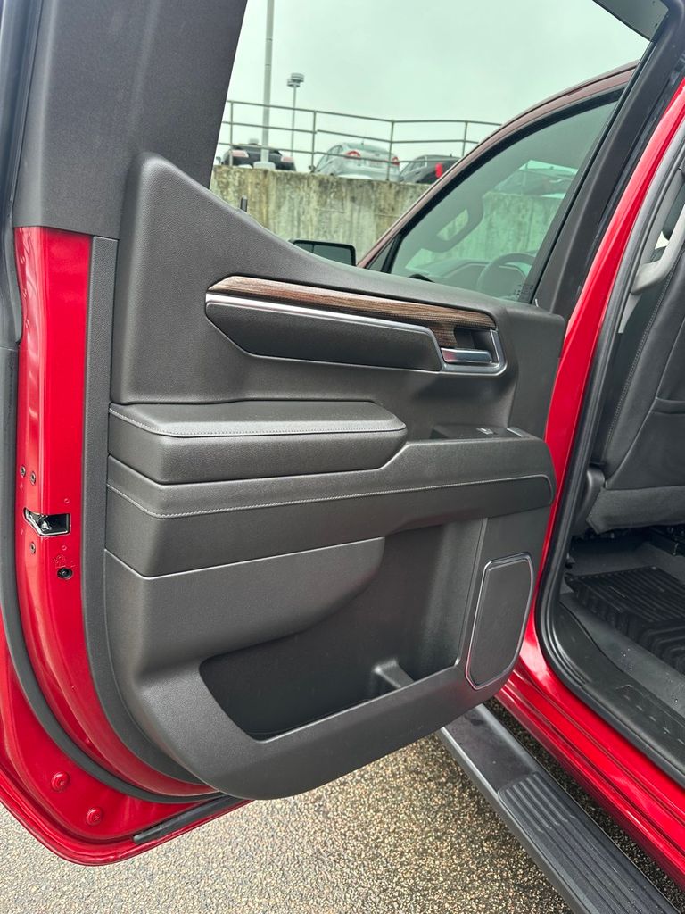 used 2024 Chevrolet Silverado 1500 car, priced at $43,985