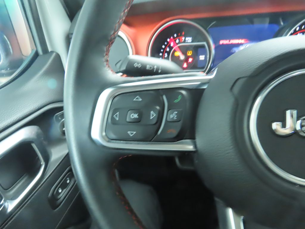 Thumbnail: 2018 Jeep Wrangler - 11