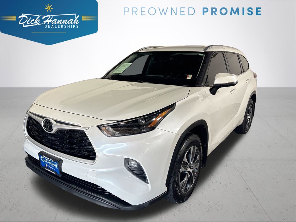 2022 Toyota Highlander XLE