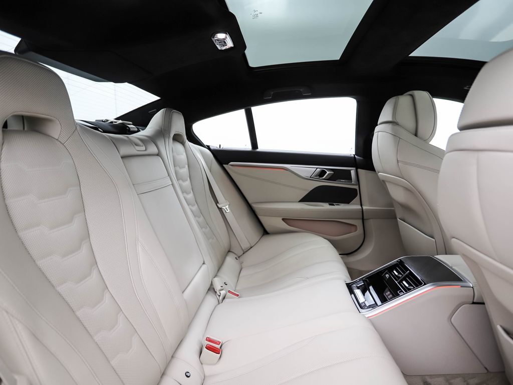 Thumbnail: 2023 BMW 8 Series - 27