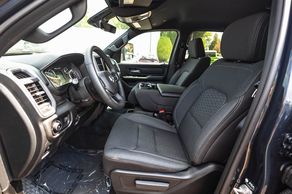 2026 Ram 1500 Tradesman thumbnail 19