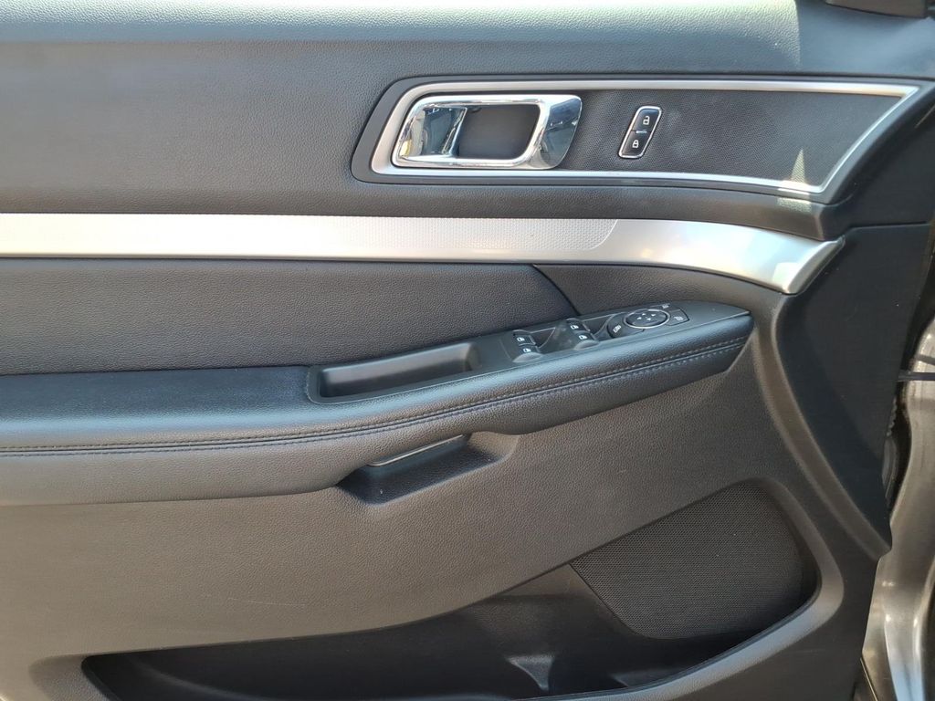 Used 2017 Ford Explorer SUV