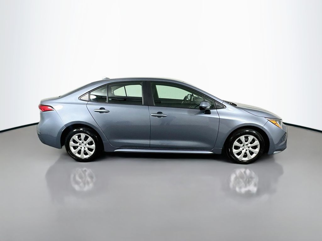 Thumbnail: 2025 Toyota Corolla - 4