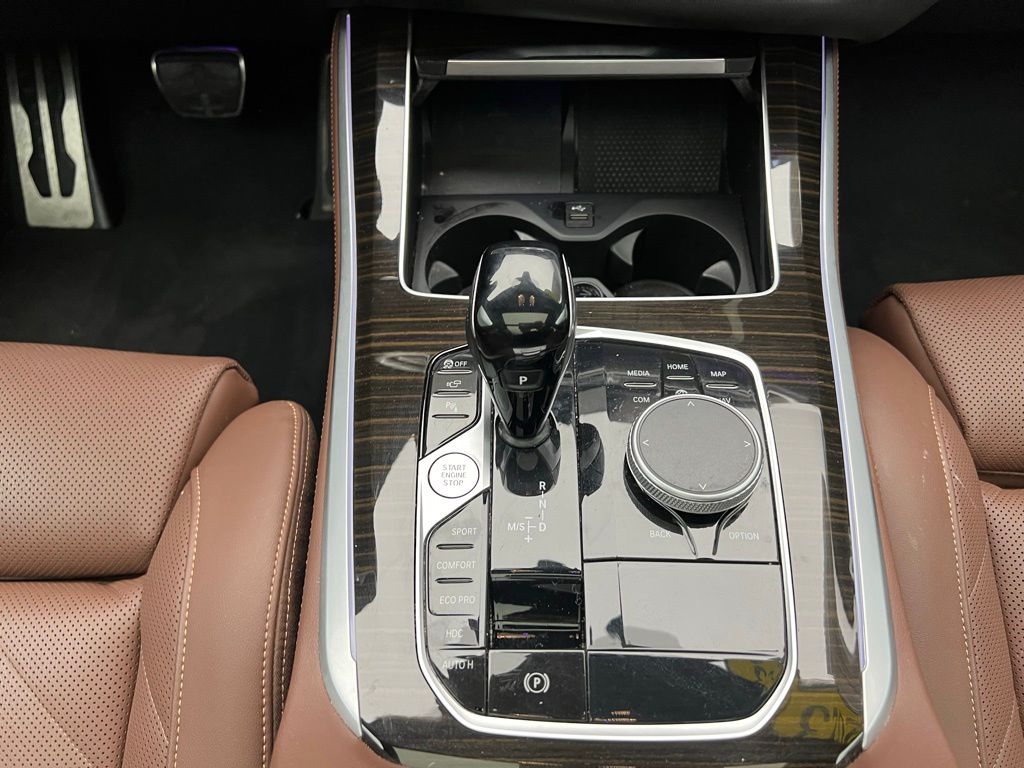 Thumbnail: 2023 BMW X5 - 12