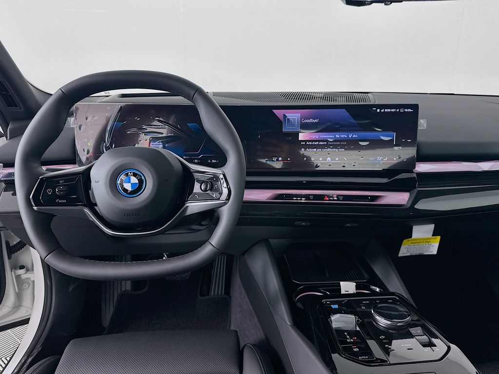 2025 BMW i5 eDrive40 19