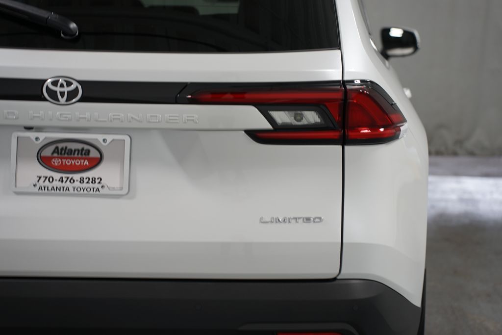 2025 Toyota Grand Highlander Limited 10