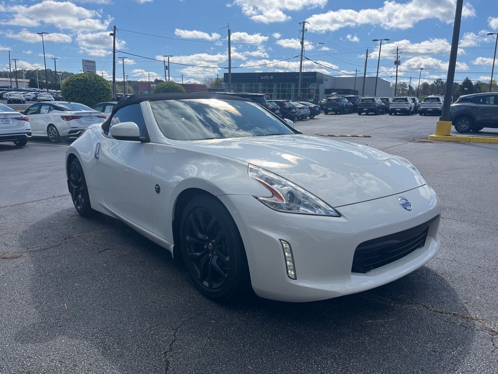 2016 Nissan 370Z Roadster Touring