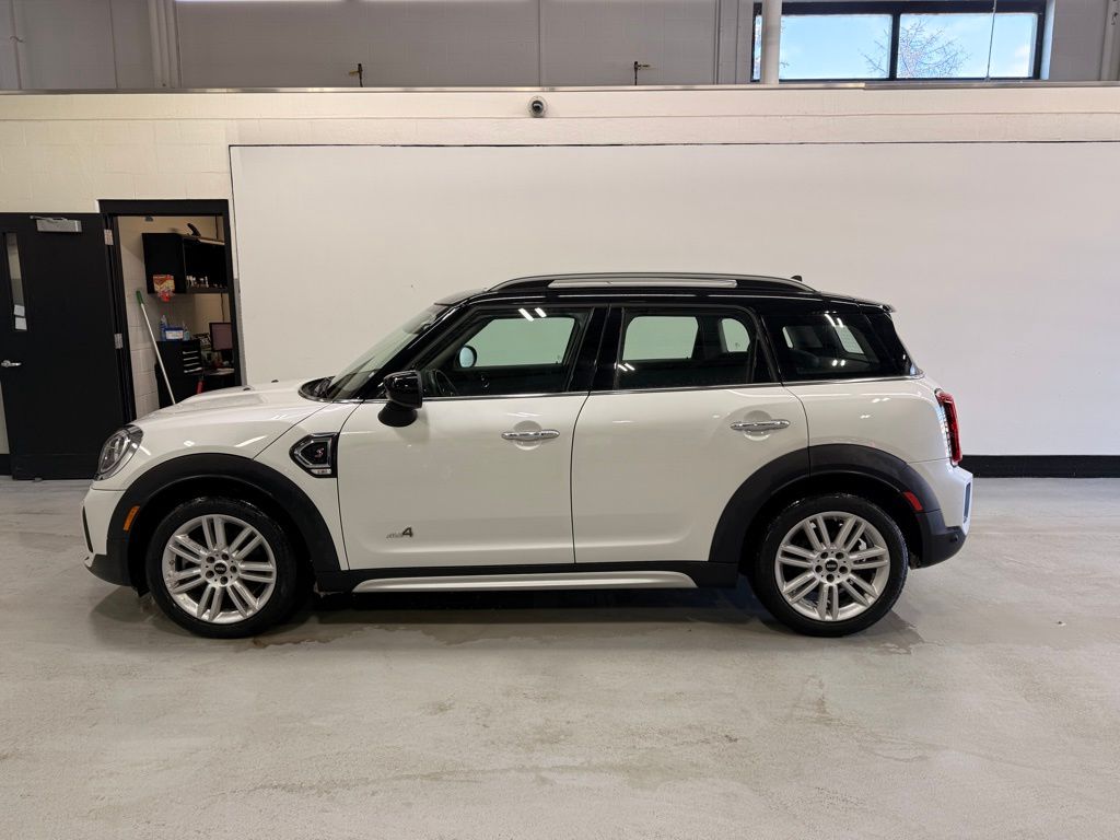 Thumbnail: 2024 MINI Cooper Countryman - 2