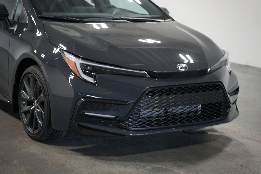 Thumbnail: 2025 Toyota Corolla - 4
