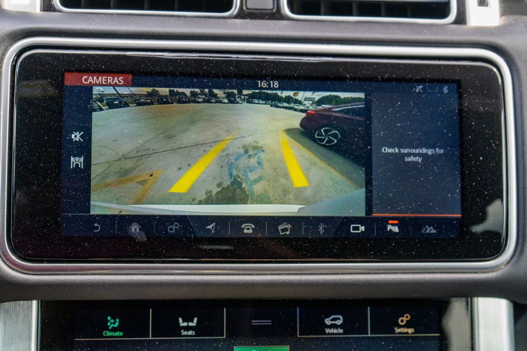 2018 Land Rover Range Rover 3.0L V6 Supercharged HSE White at Genesis of Spring