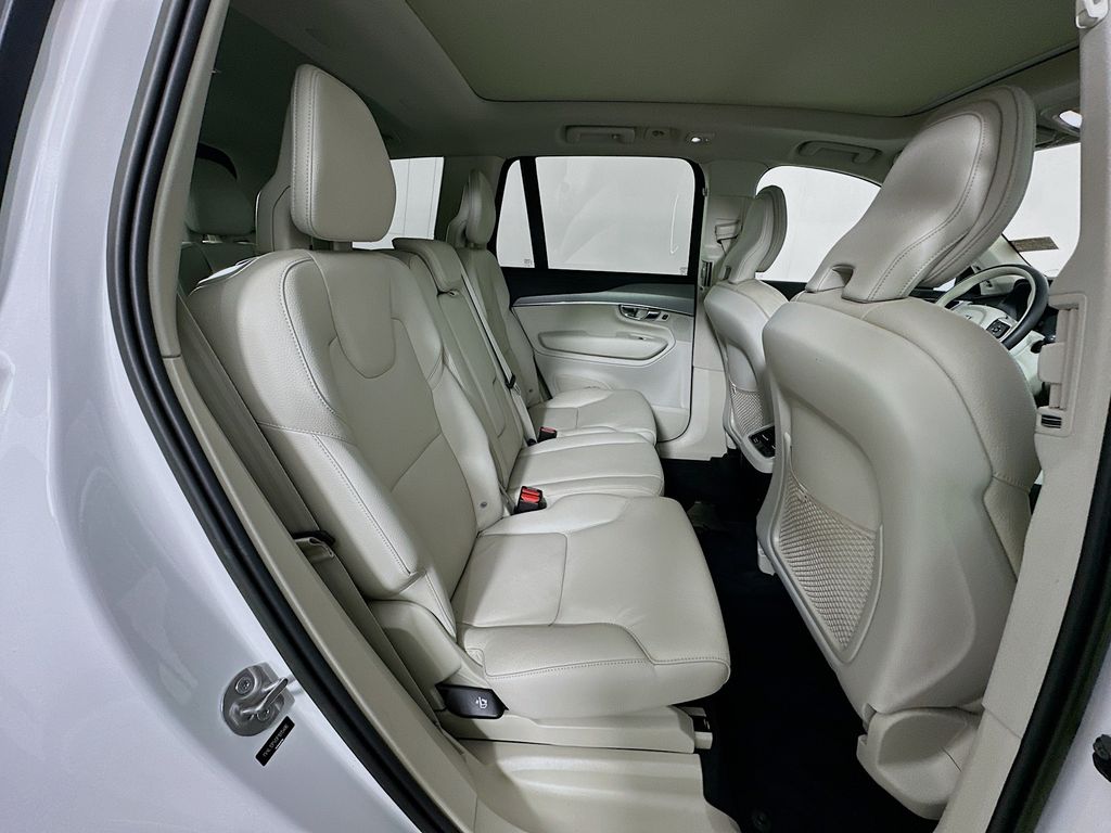 Thumbnail: 2023 Volvo XC90 - 29