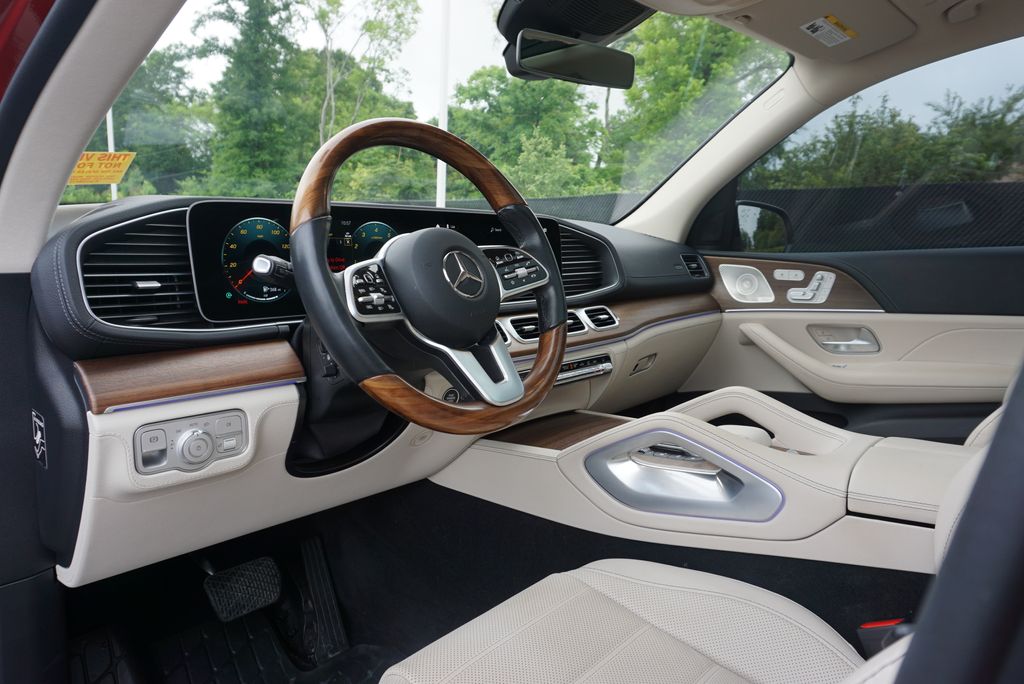 Thumbnail: 2023 Mercedes-Benz GLS - 10