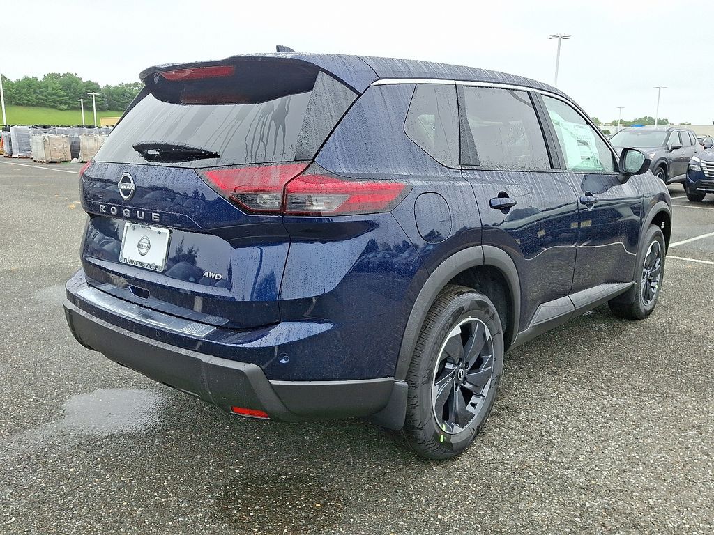Thumbnail: 2026 Nissan Rogue - 4