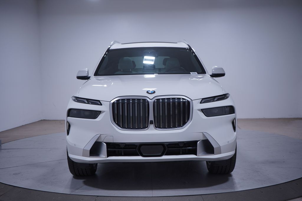 2025 BMW X7 xDrive40i 4